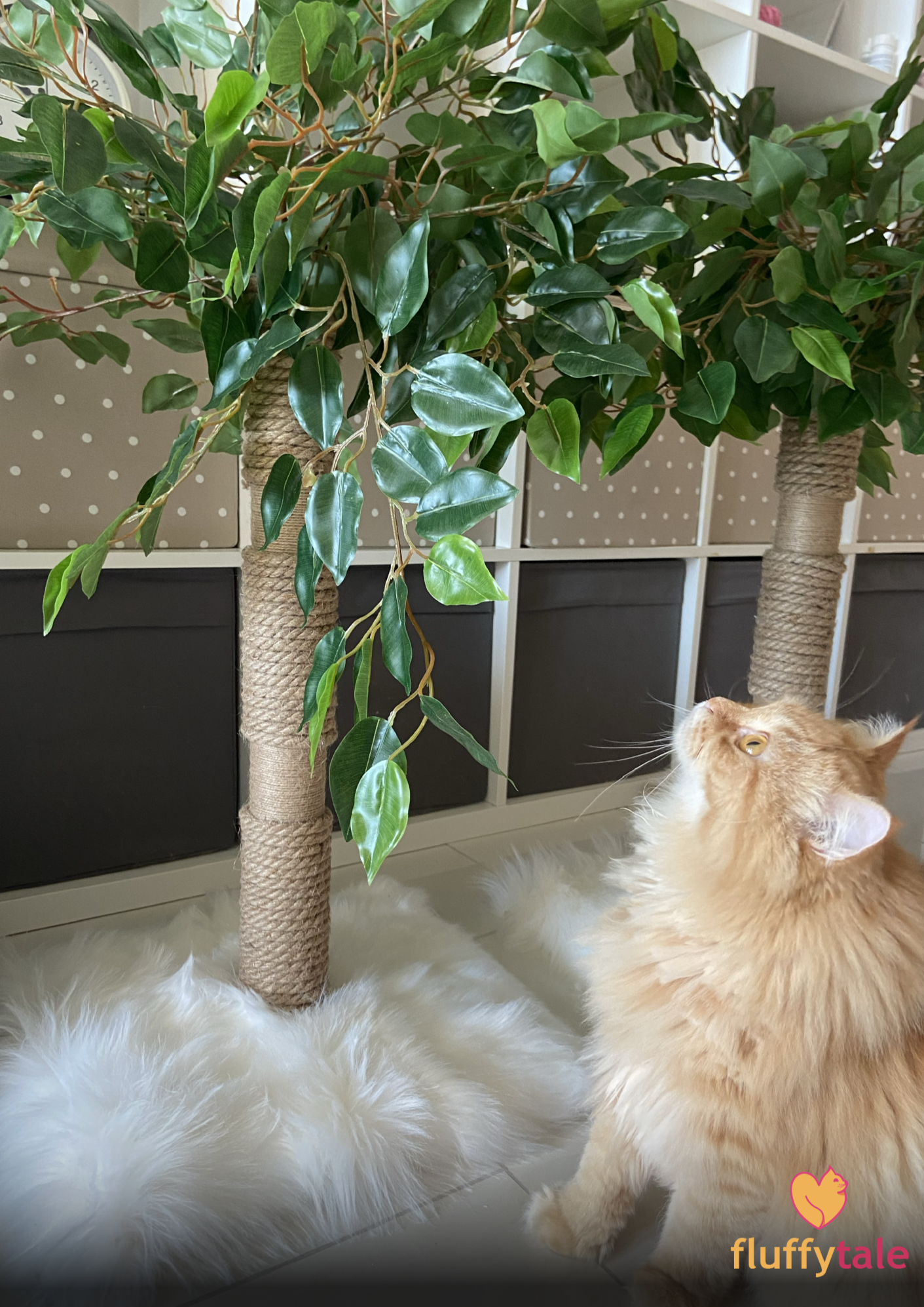 Fluffy Tale Tree Scratcher